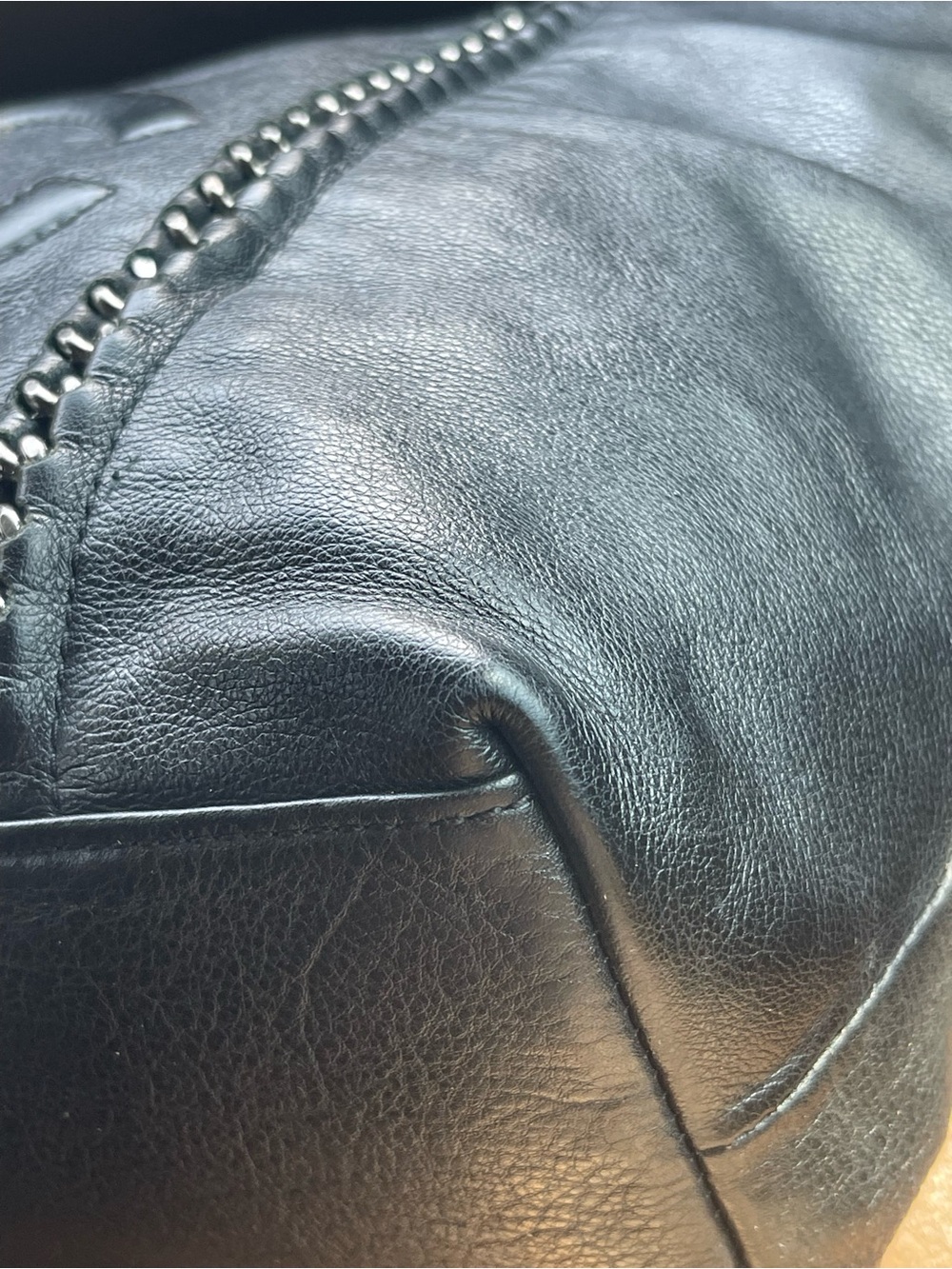 CHANEL Black Leather Quilted Chain-Handle Shoulder Bag - Picture 5 of 8